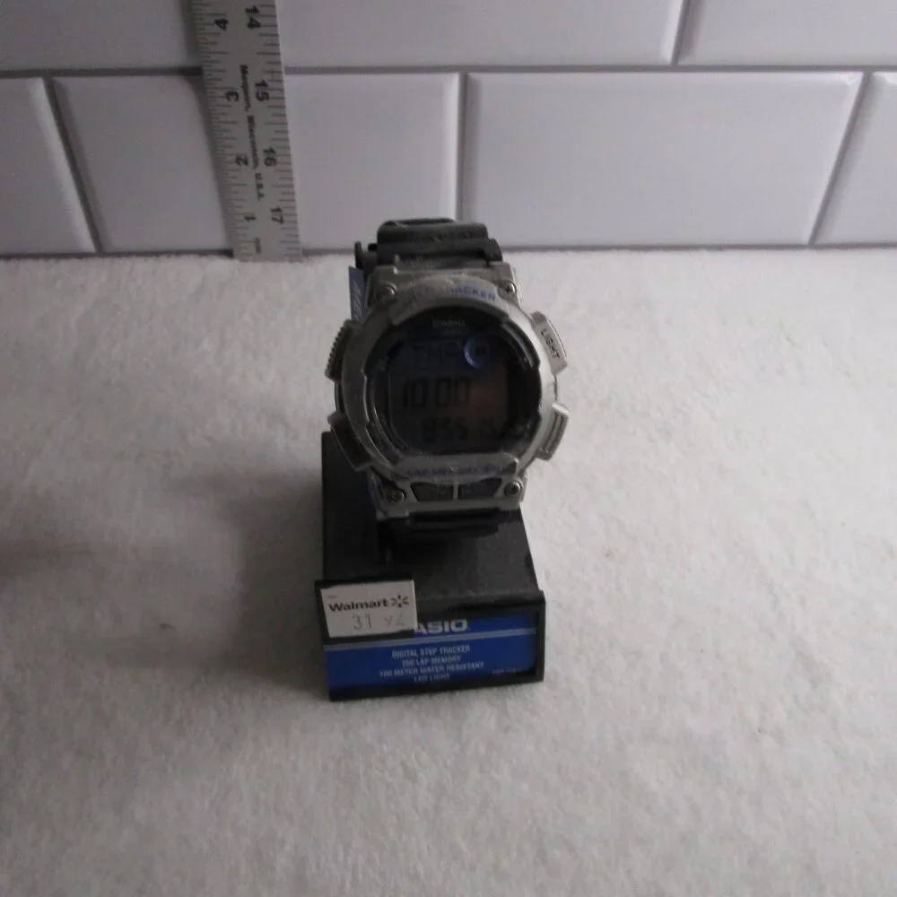 Casio Step Tracker Watch - Picture 2 of 4
